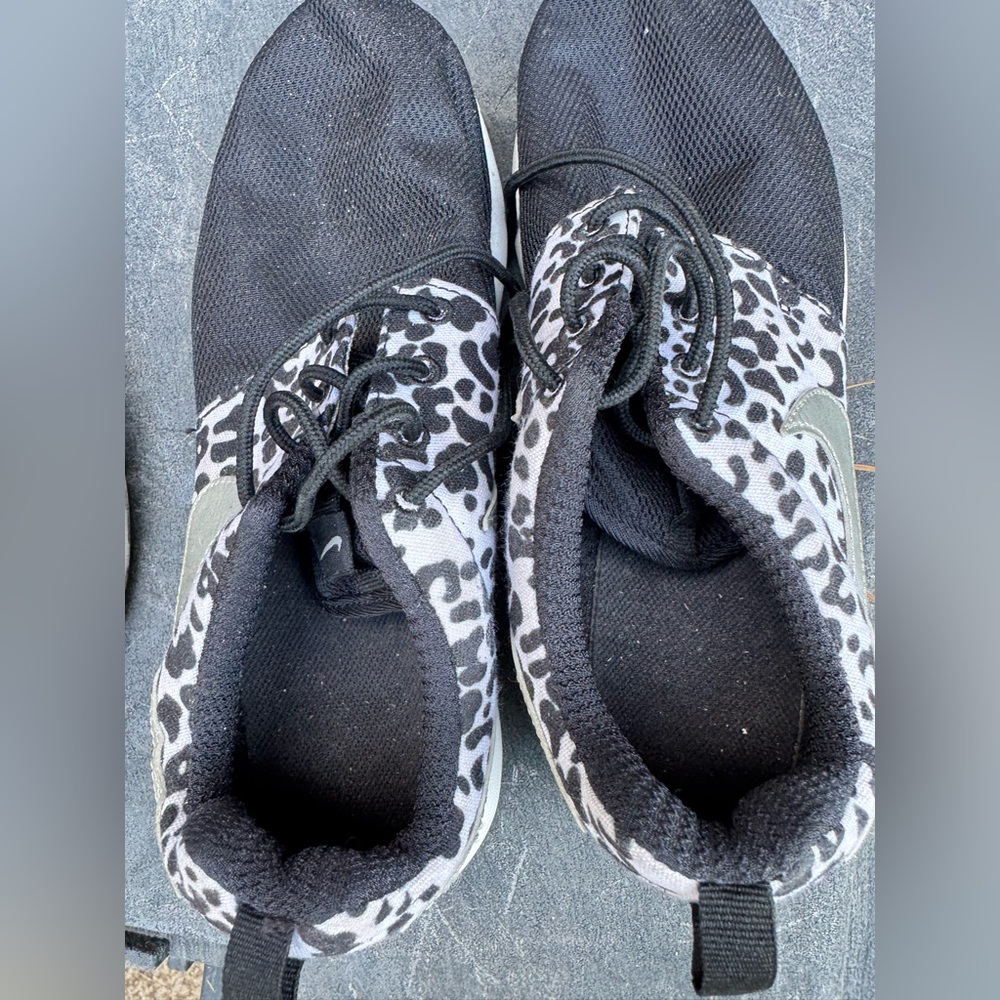 YOUTH GIRL SHOES